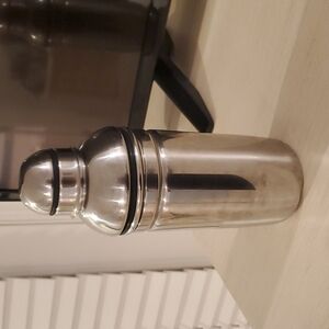 Oneida Stainless SteelCocktail Shaker